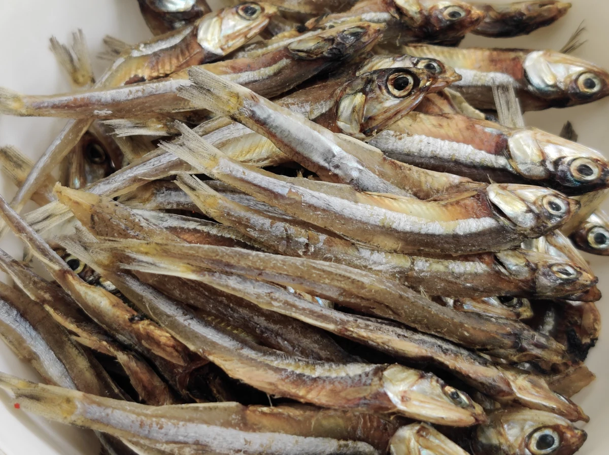 Główny Inspektor Sanitarny poinformował o wycofaniu ze sprzedaży partii konserw rybnych zanieczyszczonych histaminą. Spożycie produktu może stanowić ryzyko dla zdrowia konsumentów.