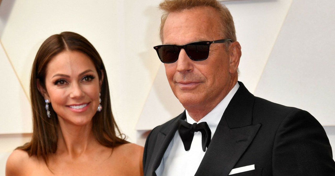 Kevin Costner i Christine Baumgartner rozwodzą się. Aktor chce wyrzucić  żonę z domu - pomponik.pl