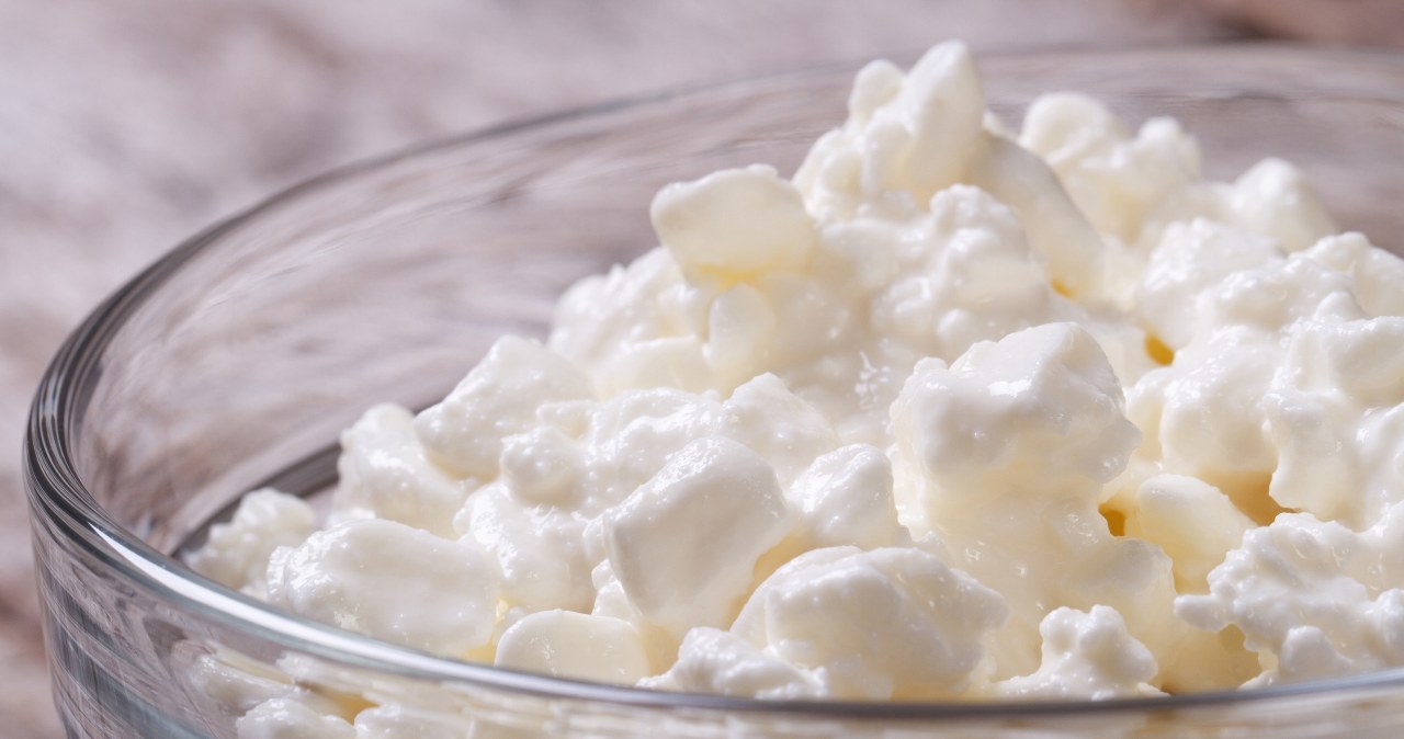 Zmieszaj z serkiem wiejskim. Złogi nie będą zalegać w jelitach