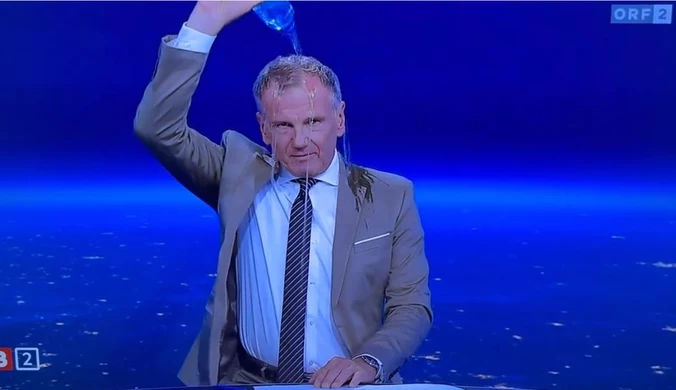 Niecodzienna scena. Prezenter zaskoczył podczas programu na żywo