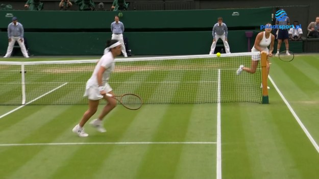 Aryna Sabalenka przegrała z Ons Jabeur w półfinale Wimbledonu. Zobacz najlepsze akcje Białorusinki w tegorocznej edycji Wimbledonu. 