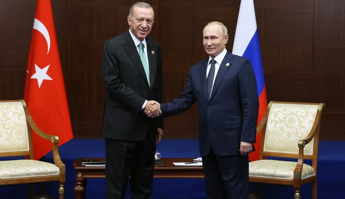 Erdogan o umowie zbożowej: "Zgadzam się z Putinem". Kreml dementuje