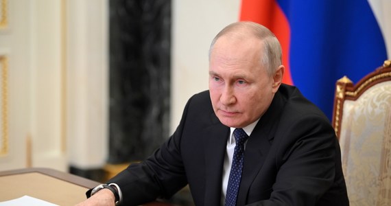 Władimir Putin nazwał uszkodzenie mostu Krymskiego "aktem terrorystycznym". "Odpowiemy. Ministerstwo obrony przygotowuje odpowiednie propozycje w tej sprawie" - podkreślił rosyjski prezydent. 