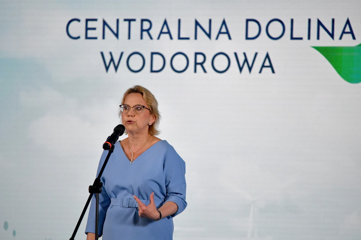 Złożyliśmy kolejne trzy skargi do Trybunału Sprawiedliwości Unii Europejskiej - poinformowała w poniedziałek wieczorem minister klimatu i środowiska Anna Moskwa.