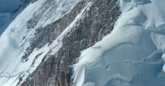 Andrzej Bargiel dotarł do obozu drugiego na Gaszerbrumie II w Karakorum. Nasz skialpinista chce zjechać z tego ośmiotysięcznika na nartach. Wkrótce ma kontynuować atak szczytowy.