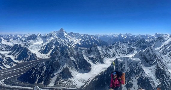 Skialpinistka Anna Tybor jako pierwsza kobieta na świecie zjechała z Broad Peaka na granicy Chin i Pakistanu (8051 m n.p.m.) - poinformowano w komunikacie biura prasowego Polki.