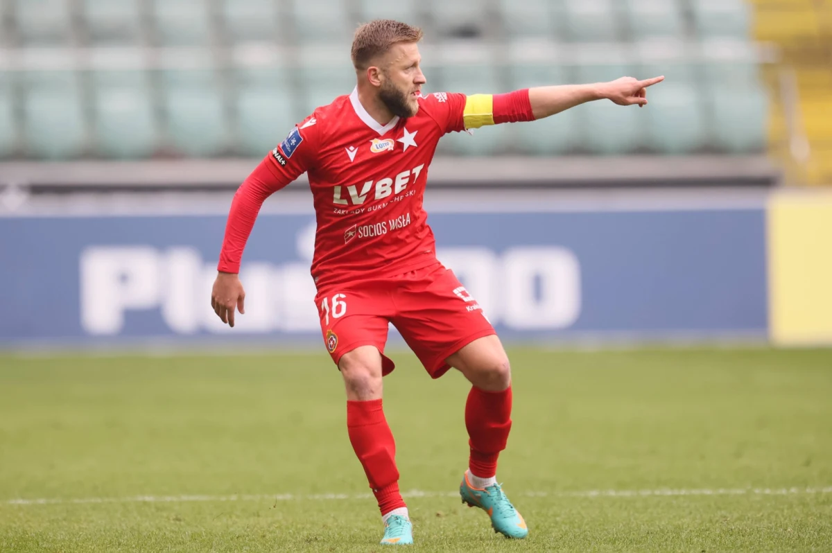 Był jednym z najlepszych polskich piłkarzy w XXI wieku. Jakub Błaszczykowski zakończył karierę. W czerwcu 37-latek oficjalnie pożegnał się z reprezentacją Polski, a teraz żegna się także z piłką klubową. 