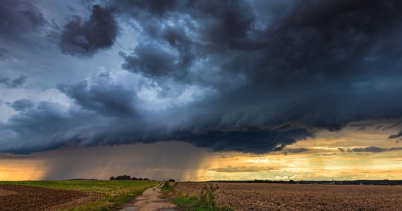 ​Instytut Meteorologii i Gospodarki Wodnej wydał dziś ostrzeżenie pierwszego stopnia przed burzami z gradem dla północnej części województwa lubelskiego.
