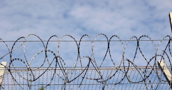 Na polsko-białoruskiej granicy rozpoczęły się wspólne ćwiczenia żołnierzy Grupy Wagnera i służb białoruskich. W reakcji MON zadecydowało o przemieszczeniu części wojsk na wschód Polski. W internetowym Radiu RMF24 sytuację komentował Paweł Łatuszka, jeden z liderów opozycji demokratycznej i były ambasador Białorusi w Polsce: "Raczej nie odważą się zaatakować państwa, które należy do Sojuszu Północnoatlantyckiego. Ale prowokacje to jest instrument, który mogą wykorzystać, co pokazywali w wojnie przeciwko Ukrainie".