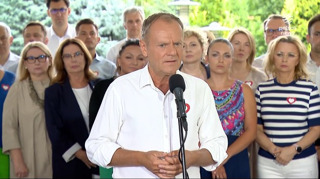 Po dramacie Joanny z Krakowa - Donald Tusk wezwał do Marsza Tysiąca Serc, ale dopiero 1 października. Pozostali liderzy nie palą się do tego pomysłu, na kampanię mają własne. Konfederacja żyje nowym transferem. Właśnie podkradła rządzącym posłankę.Materiał dla "Wydarzeń" przygotował Kamil Dzięgielewski. 