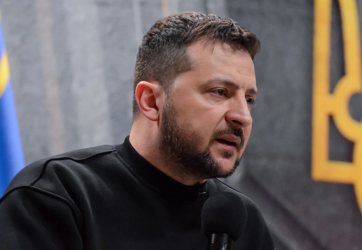 Prezydent Ukrainy Wołodymyr Zełenski poinformował w sobotę, że zwrócił się do sekretarza generalnego Sojuszu Północnoatlantyckiego Jensa Stoltenberga o niezwłoczne zwołanie posiedzenia Rady Ukraina-NATO w związku z sytuacją na Morzu Czarnym.