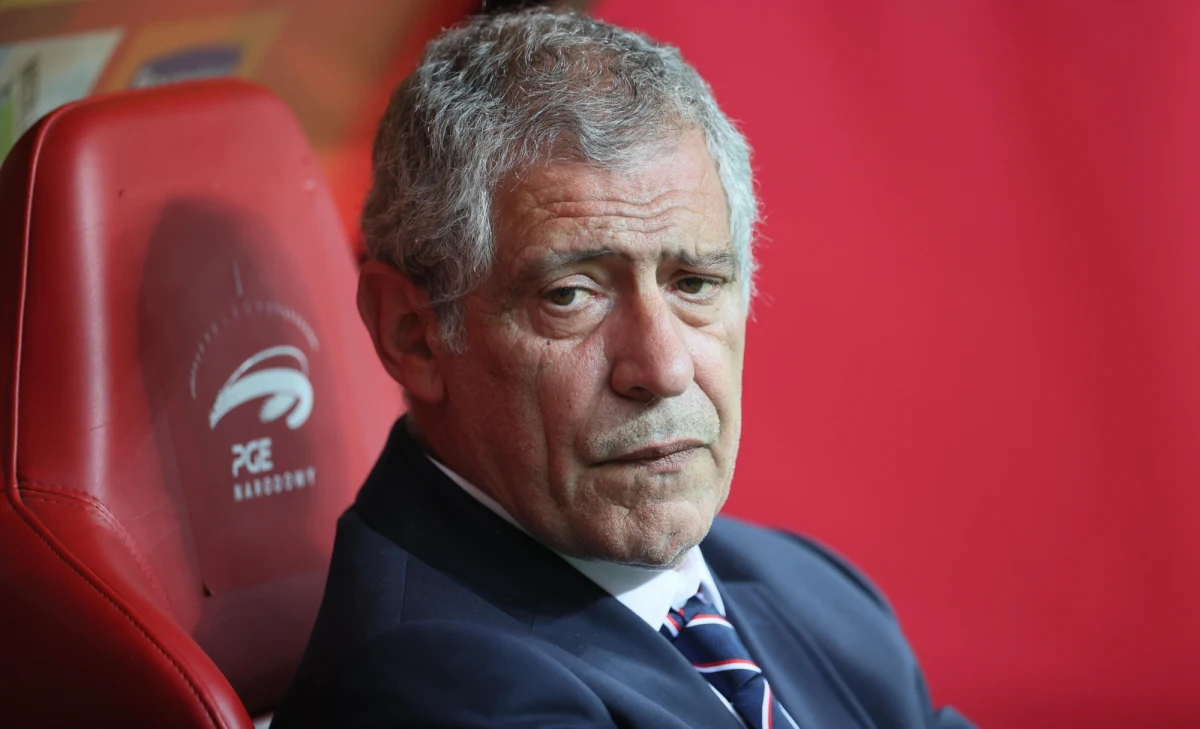 Polski Związek Piłki Nożnej zabrał głos w sprawie zamieszania wokół Fernando Santosa. "Ze strony selekcjonera nie było żadnych sygnałów odnośnie zmiany jego planów zawodowych" - czytamy w komunikacie. To odpowiedź na poranne, sensacyjne wieści, które napłynęły z Arabii Saudyjskiej.