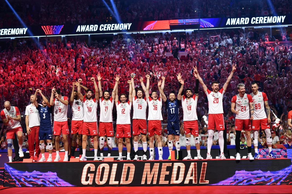 Polscy siatkarze pokonali Amerykanów 3:1 w finale Ligi Narodów. We wcześniejszym spotkaniu trzecie miejsce wywalczyli Japończycy. 