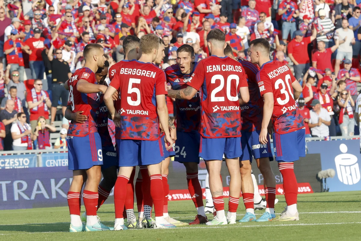 ​Cypryjski Aris Limassol lub BATE Borysów z Białorusi będzie ewentualnym przeciwnikiem Rakowa Częstochowa w trzeciej rundzie eliminacji Ligi Mistrzów. Najpierw jednak piłkarze z Częstochowy muszą wygrać dwumecz z Karabachem Agdam w drugiej rundzie kwalikacji.