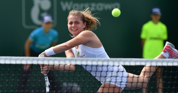 Maja Chwalińska już na pierwszej rundzie zakończyła przygodę z turniejem WTA - BNP Paribas Warsaw Open w stolicy. Polka przegrała z Niemką Laurą Siegemund 4:6, 1:6. Spotkanie trwało godzinę i 31 minut.