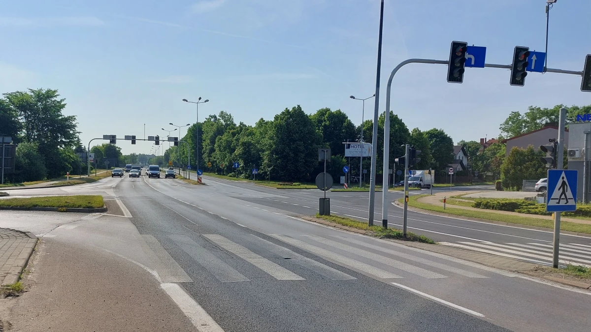 Generalna Dyrekcja Dróg Krajowych i Autostrad ogłosiła przetarg na rozbudowę drogi krajowej nr 94 w Olkuszu (Małopolskie). Trasa wymaga modernizacji, aby usprawnić na niej ruch i poprawić bezpieczeństwo.