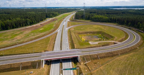 Olsztyński oddział Generalnej Dyrekcji Dróg Krajowych i Autostrad zapowiedział, że w połowie sierpnia udostępni do ruchu ostatni z trzech fragmentów Via Baltica w woj. warmińsko-mazurskim. To odcinek od węzła Ełk Południe do miejscowości Wysokie (węzeł Kalinowo) o długości około 23 km. Oddanie do ruchu uzależnione jest od zakończenia prac poprawkowych.