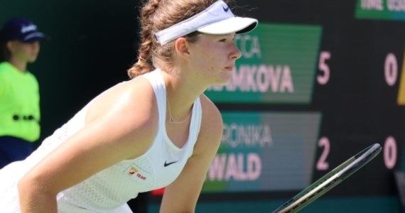 Weronika Ewald odpadła w pierwszej rundzie turnieju WTA - BNP Paribas Warsaw Open na kortach twardych w stolicy. Polska tenisistka przegrała ze Słowaczką Rebeccą Sramkovą 2:6, 2:6. Spotkanie trwało godzinę i 10 minut.