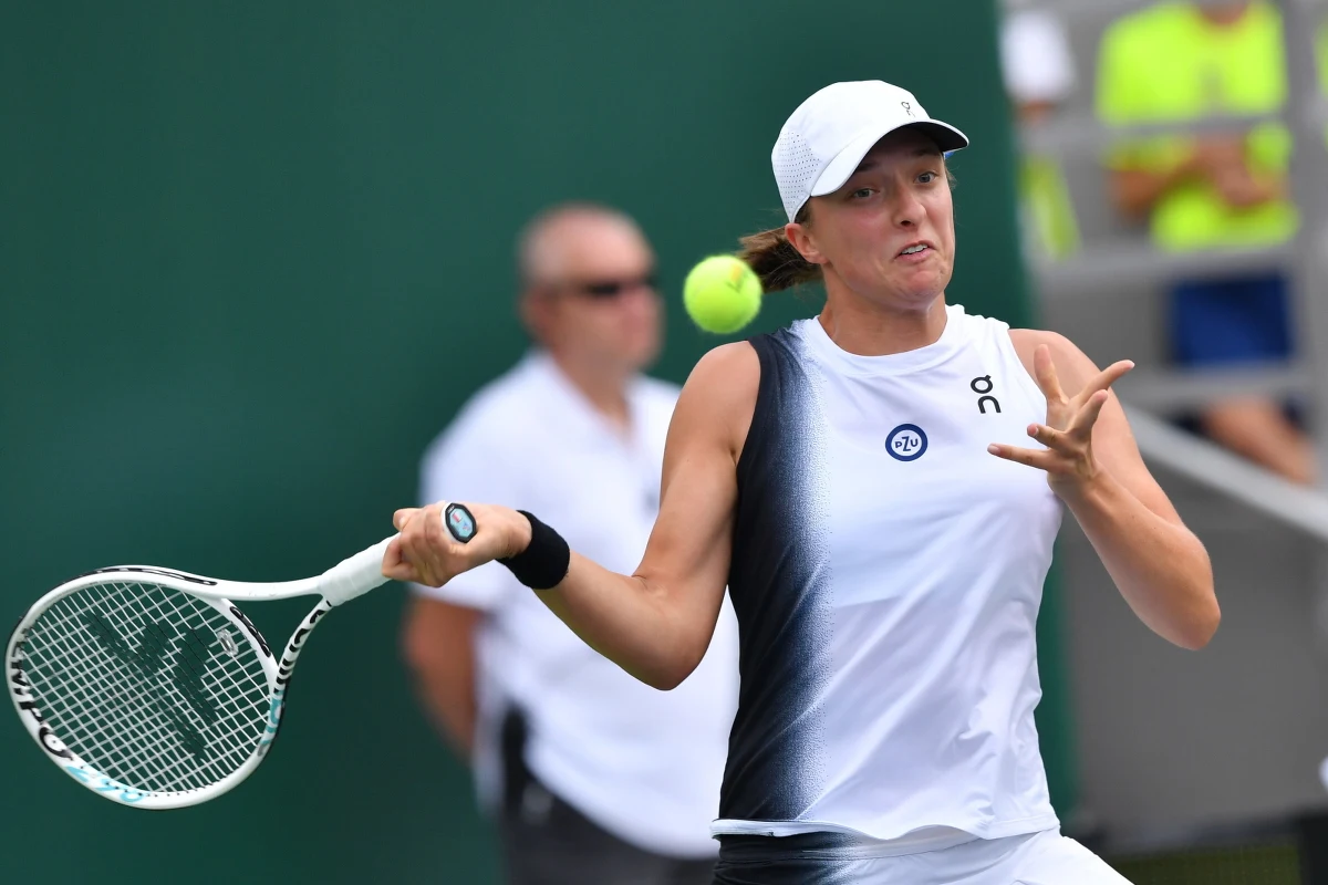 Iga Świątek jest już w drugiej rundzie turnieju BNP Paribas Warsaw Open! Na otwarcie zawodów na twardych kortach w stolicy polska liderka światowego rankingu pokonała 6:4, 6:3 reprezentantkę Uzbekistanu Niginę Abduraimową. Mecz trwał 97 minut.