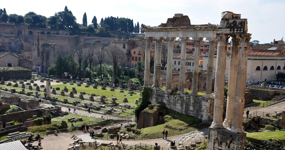 Wszystko wskazuje na to, że w Rzymie znaleziono pozostałości teatru Nerona. Odkryto je podczas prac archeologicznych na dziedzińcu Kamienicy Penitencjarzy, gdzie znajduje się siedziba Zakonu Rycerskiego Grobu Bożego w Jerozolimie.