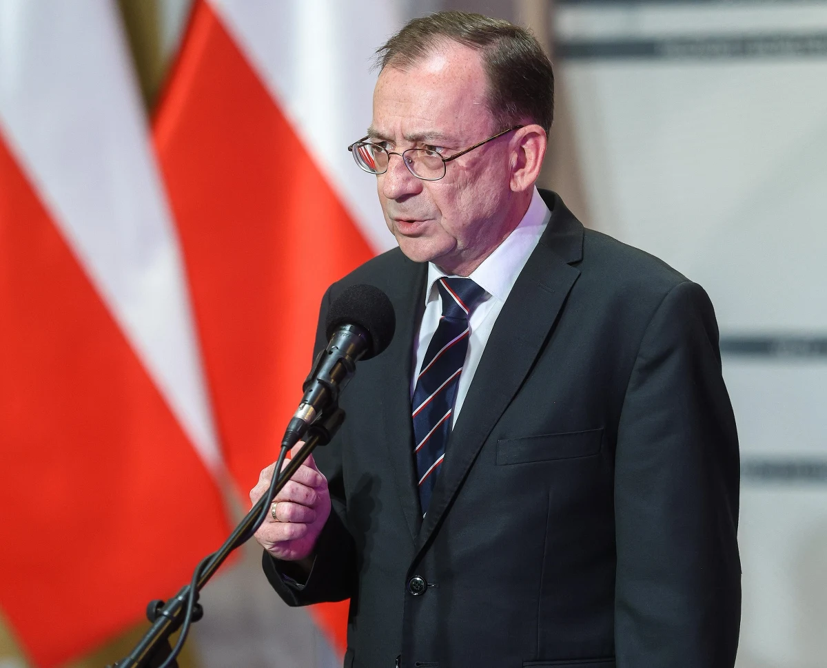 Szef MSWiA Mariusz Kamiński odpowiedział na zaczepki Alaksandra Łukaszenki w sprawie wagnerowców. "Nie traktujemy tego poważnie" - powiedział minister, dodając, że "wszystkich potencjalnych turystów przywitamy w sposób adekwatny". "Jeżeli uznamy, że jest to właściwa odpowiedź w danym momencie, doprowadzimy do całkowitej izolacji Białorusi" - podkreślił.