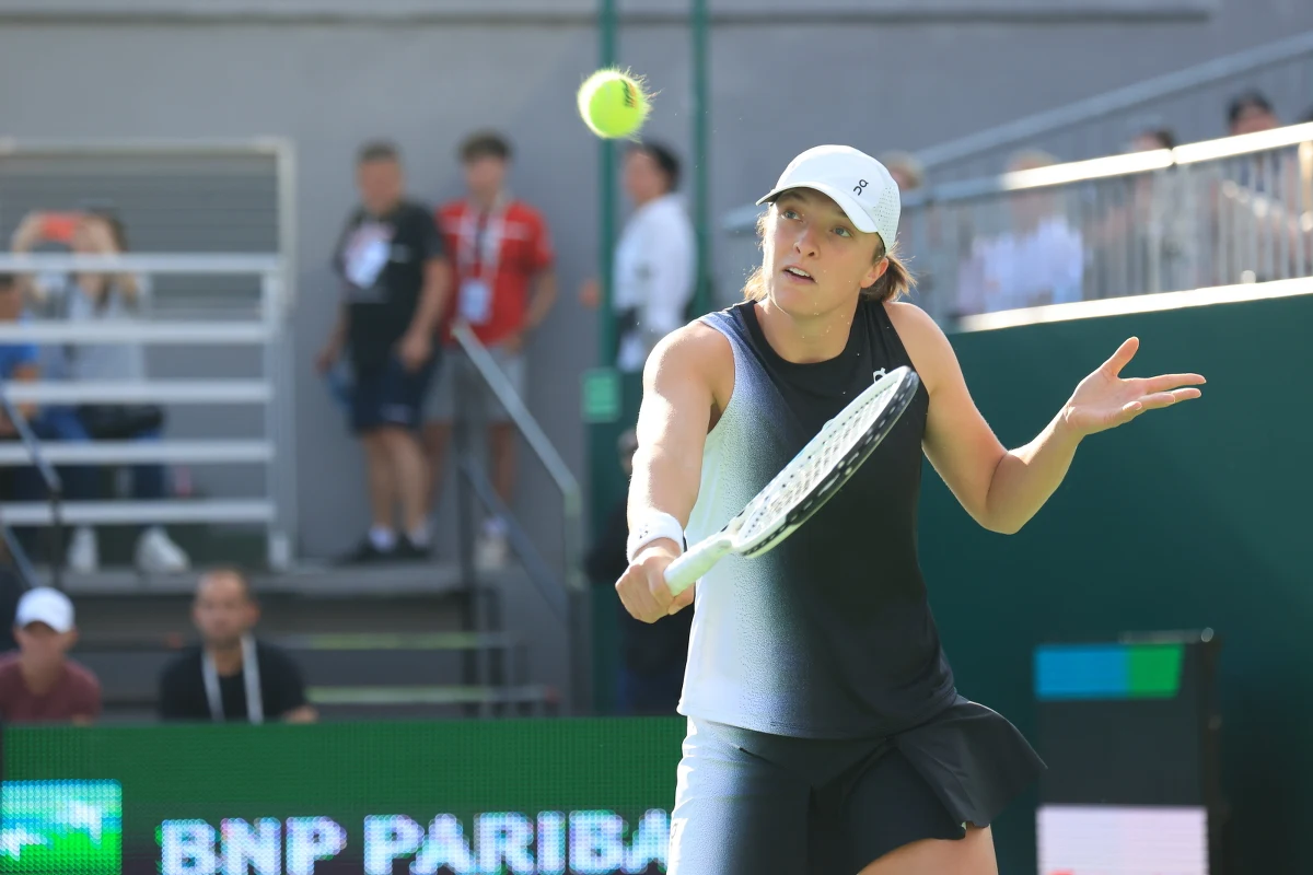 Iga Świątek awansowała do czołowej ósemki turnieju BNP Paribas Warsaw Open. W meczu 1/8 finału w stolicy pokonała 6:2, 6:2 Amerykankę Claire Liu.