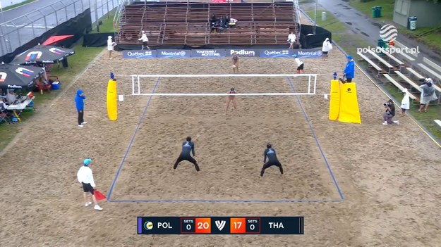 Skrót meczu BPT Elite 16 w Montrealu: Naraphornrapat/Worapeerachayakorn - Gruszczyńska/Wachowicz 0:2 (17:21, 17:21)

