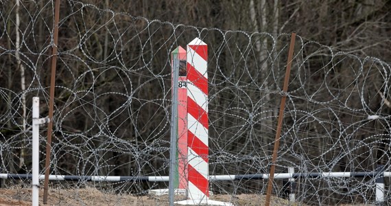 "Wagnerowcy na Białorusi to w tej chwili element wojny informacyjnej Moskwy i Mińska wymierzonej w bezpieczeństwo Polski, Litwy i Łotwy" - mówi były doradca ukraińskiego prezydenta Ołeksij Arestowycz. Wojskowy ekspert udzielił wywiadu łotewskiej telewizji, w której przestrzegał, że ta wojna informacyjna może się jednak przekształcić w realne zagrożenie. 