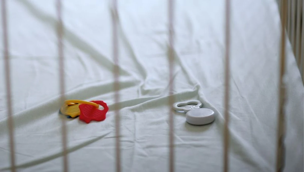 Prokuraturze nie udało się na razie ustalić przyczyny śmierci 1,5-miesięcznej z Lubina (woj. dolnośląskie). Badany jest m.in. wątek związany z prowadzoną w budynku - niedługo przed śmiercią dziecka - dezynsekcją.

