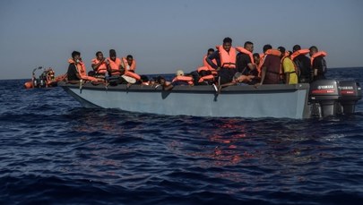 Tunezyjscy rybacy-piraci okradali imigrantów. Trafili do włoskiego więzienia