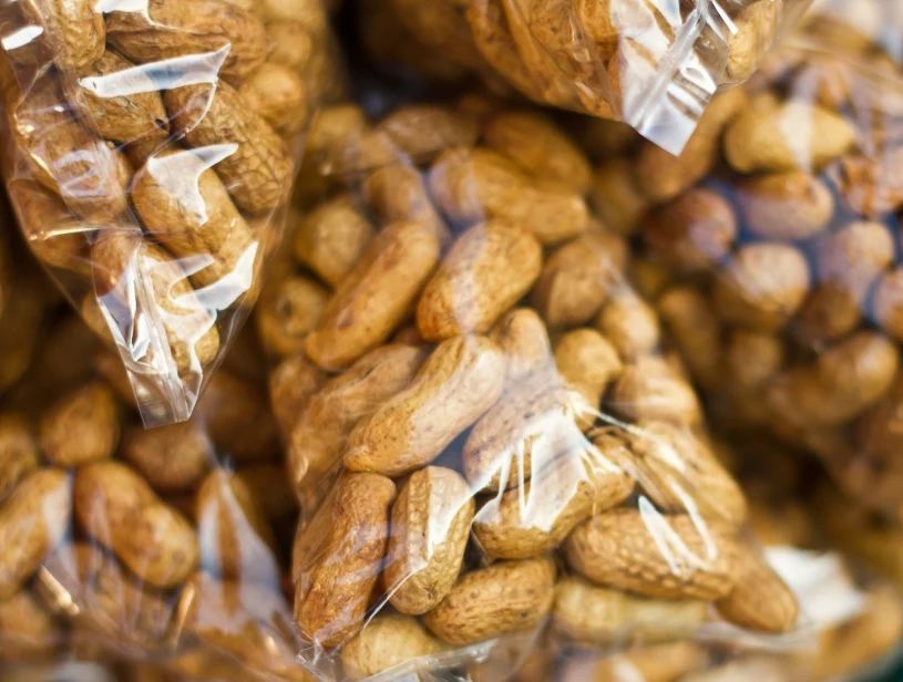 Odkryli niesamowite zastosowanie skorupek fistaszków. Chodzi o grafen