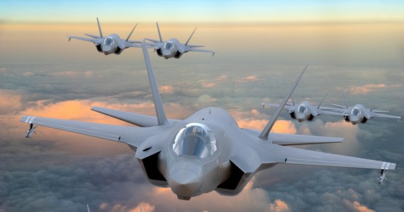 Koncern zbrojeniowy Rheinmetall przystępuje do budowy fabryki, w której powstawać będą części kadłubów do amerykańskiego myśliwca F-35. Produkcja rozpocznie się za dwa lata.
