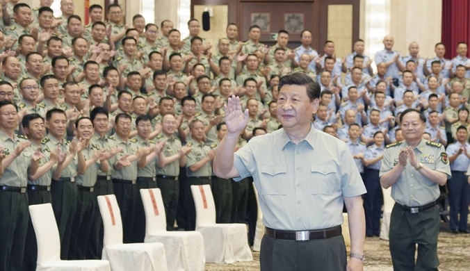 Przetasowania w Chinach. Xi wymienił dowódców jednostki nuklearnej