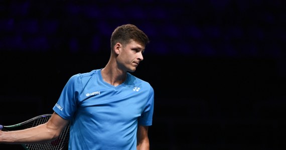 Rozstawiony z "czwórką" Hubert Hurkacz w drugiej rundzie tenisowego turnieju ATP 500 na twardych kortach w Waszyngtonie przegrał z Amerykaninem Michaelem Mmohem 3:6, 7:6 (7-4), 6:7 (4-7). Pojedynek trwał blisko trzy godziny.