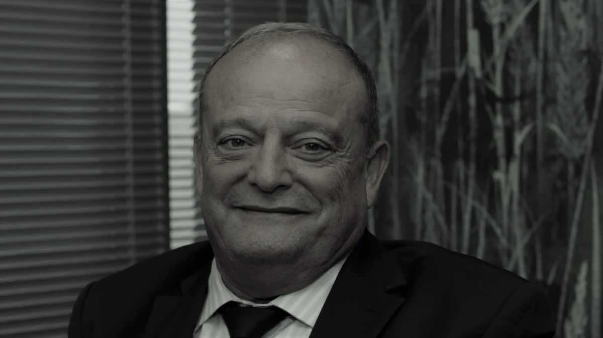 Riad Haidar, ceniony pediatra i poseł Koalicji Obywatelskiej zmarł w połowie maja tego roku po długiej walce z chorobą. Jeden z synów lekarza przekazał w mediach społecznościowych, że rodzina chce założyć fundację jego imienia.