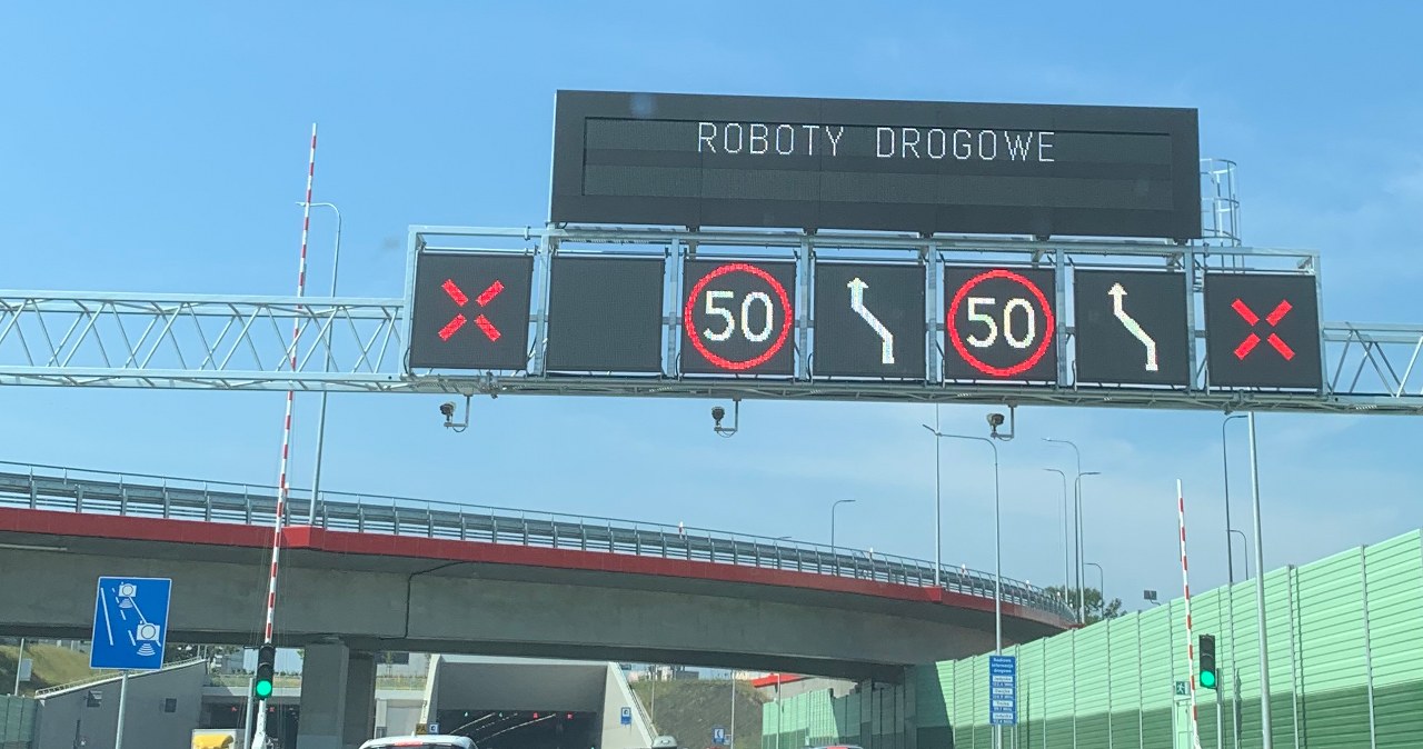 Znaki na autostradzie mogą kłamać. Nowy raport obnażył poważny problem
