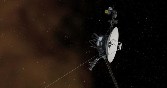 NASA na prawie dwa tygodnie straciła kontakt z sondą Voyager 2. Sygnał ze statku urwał się 21 lipca, a dopiero 1 sierpnia naukowcom udało się odebrać komunikat sprzętu lecącego przez otchłań kosmosu. O wpadce badaczy zadecydował błąd ludzki.