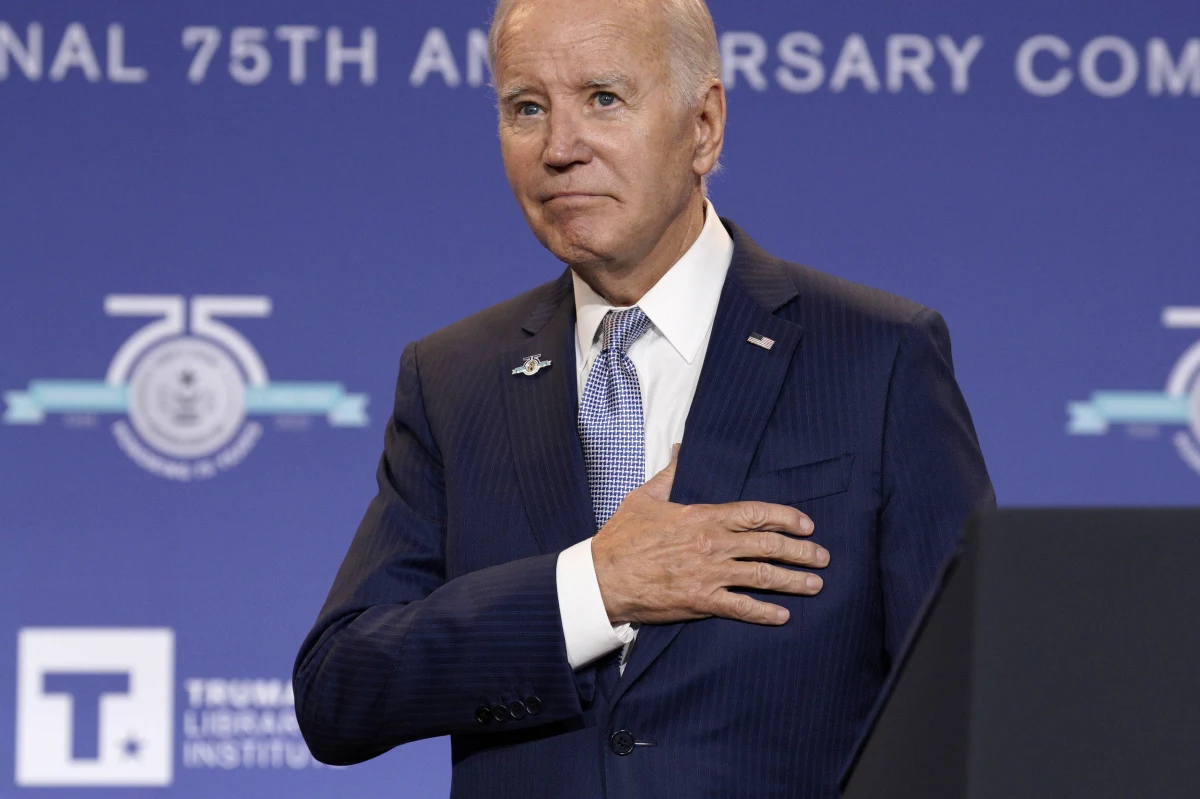 Telewizja CNN podała, że większość respondentów w sondażu przeprowadzonym na jej zlecenie wypowiedziała się przeciwko uchwaleniu przez Kongres USA kolejnej transzy środków na pomoc Ukrainie odpierającej rosyjską inwazję. Odnotowuje się przy tym duże podziały partyjne wśród Amerykanów w podejściu do tej kwestii.