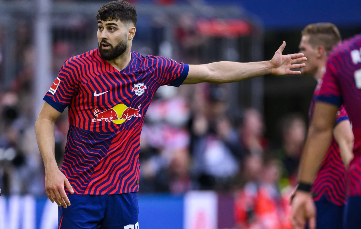 Josko Gvardiol przeszedł z niemieckiego RB Lipsk do angielskiego Manchesteru City za 90 mln euro. Chorwat tym samym stał się drugim najdroższym obrońcą w historii.