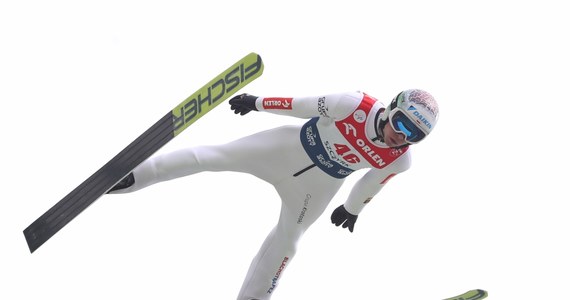 Bułgar Władimir Zografski wygrał sobotni konkurs Letniej Grand Prix w skokach narciarskich w Szczyrku. Drugie miejsce zajął Aleksander Zniszczoł, a trzecie Piotr Żyła.