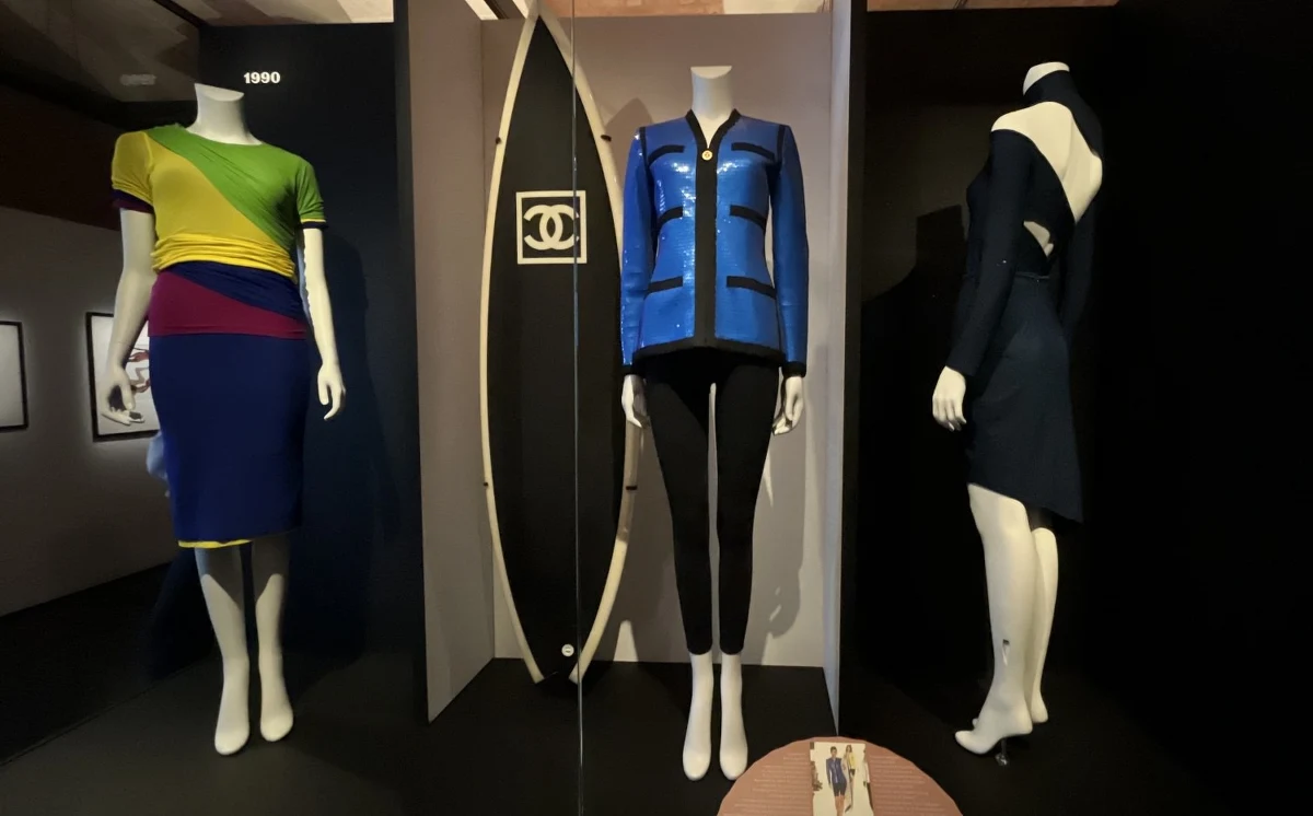 Tłumy zwiedzających przyciąga w Paryżu głośna wystawa prezentująca historię sportowej mody. Zorganizowano ją w związku z Igrzyskami Olimpijskimi, które w przyszłym roku mają się odbyć się we francuskiej stolicy.