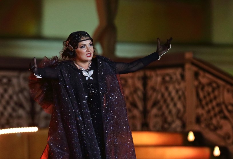 Rosyjska śpiewaczka Anna Netrebko pozwała nowojorską Metropolitan Opera (Met) i jej dyrektora Petera Gelba o odszkodowanie za zerwanie umowy. Domaga się 360 tysięcy dolarów.