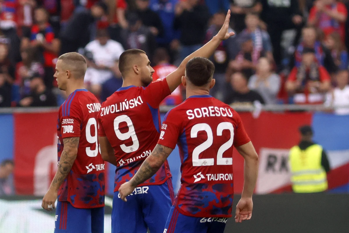 FC Kopenhaga, z bramkarzem Kamilem Grabarą, lub Sparta Praga będzie rywalem Rakowa w 4. rundzie eliminacji piłkarskiej Ligi Mistrzów, o ile klub z Częstochowy wyeliminuje wcześniej cypryjski Aris Limassol. Losowanie odbyło się w Nyonie.