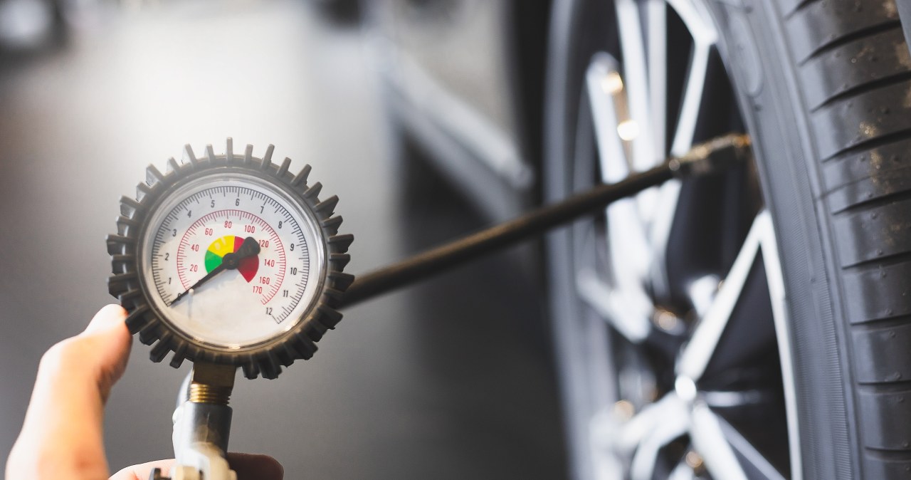 Wymieniasz opony z TPMS? Kierowcy niepotrzebnie przepłacają