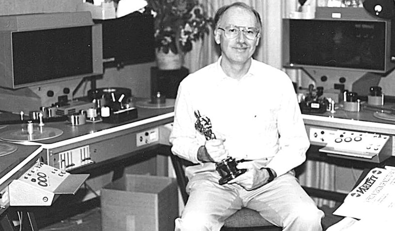 Arthur Schmidt, nagrodzony Oscarami montażysta filmów "Kto wrobił królika Rogera" i "Forrest Gump", nie żyje. Artysta pracował nad 10 filmami z Robertem Zemeckisem, w tym głośną trylogią "Powrót do przyszłości". Miał 86 lat.