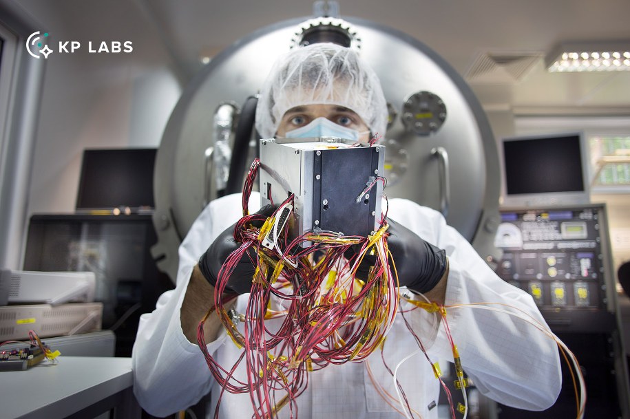 /Politechnika Wrocławska /Internet