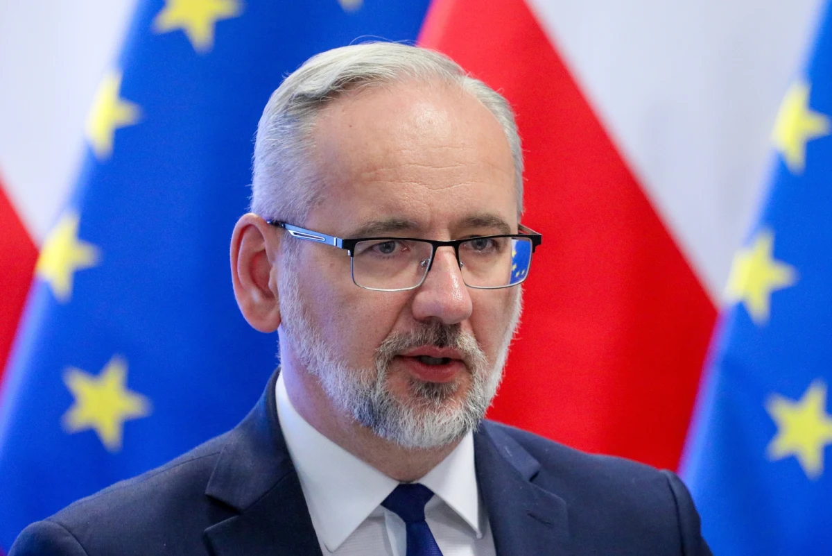 „Adam Niedzielski bez wątpienia był profesjonalistą, ale w którymś momencie coś go zgubiło. Wydarzenia ostatnich dni pokazały, że przekroczył pewnego rodzaju granice, których nie powinno się przekraczać i poniósł tego naturalne konsekwencje” – tak w Radiu RMF24 dyrektor Szpitala Uniwersyteckiego w Krakowie Marcin Jędrychowski komentował dymisję dotychczasowego ministra zdrowia. W rozmowie z Pawłem Balinowskim wyjaśniał też, jakie wyzwania stoją przed nową szefową resortu – Katarzyną Sójką. 