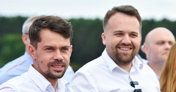 Ruch Społeczny Agrounia TAK złoży w czwartek w PKW zawiadomienie o utworzenie komitetu wyborczego. Agrounia TAK będzie chciała wystawić listy we wszystkich 41 okręgach wyborczych kraju.