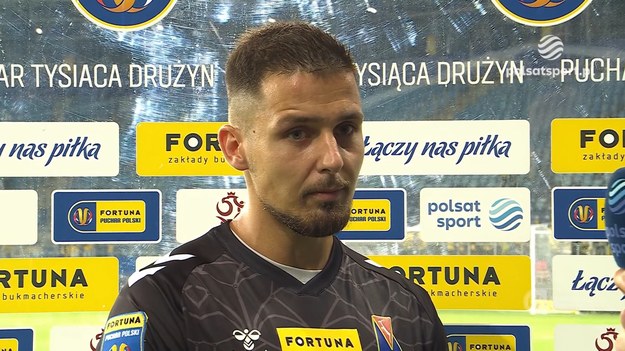 Wywiad z piłkarzem Motoru Lublin Kacprem Rosą, który debiutował w barwach Motoru po zwycięstwie 1:0 swojego z rezerwami Lecha Poznań w Fortuna Pucharze Polski.

Fortuna Puchar Polski oglądaj w Polsat Sport oraz na  Polsat BOX Go   Oglądaj wygodnie gdziekolwiek chcesz: na komputerze, na tablecie, na smartfonie, na Smart TV.
W tekście zawarto link serwisu partnerskiego
