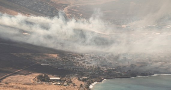 Grupa 14 Polaków została uwięziona na wyspie Maui, gdzie szaleją pożary. Nasz amerykański korespondent Paweł Żuchowski rozmawiał z Polką mieszkającą w New Jersey, która wraz z grupą przyjaciół uciekła przed płomieniami, ale nie może wydostać się z wyspy.